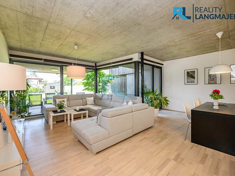 Prodej rodinného domu 134 m², pozemek 343 m² - foto 6