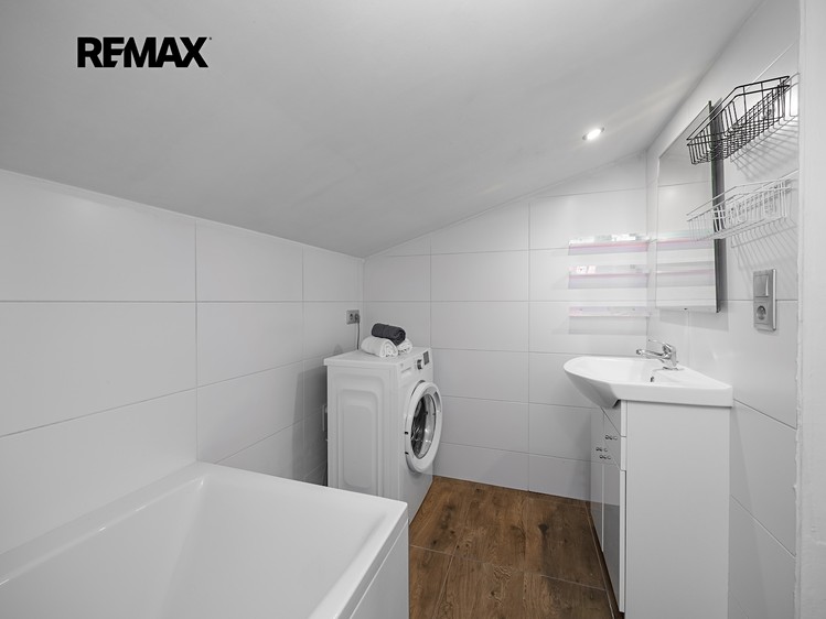 Prodej rodinného domu 121 m², pozemek 293 m² - foto 7