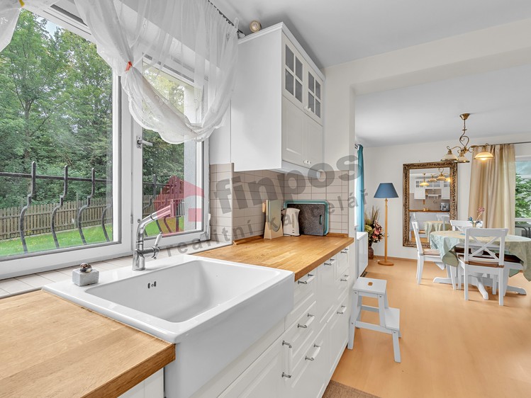 Prodej rodinného domu 231 m², pozemek 77 689 m² - foto 4
