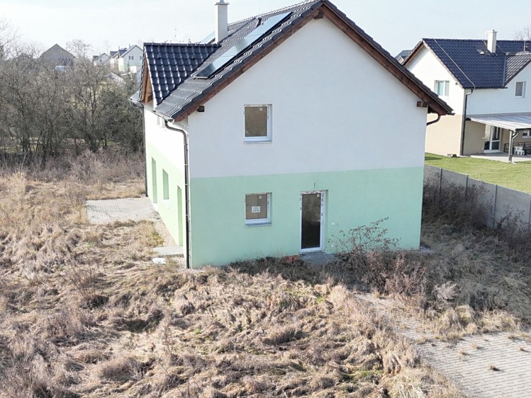 Dražba  rodinného domu 146 m², pozemek 1 059 m² - foto 4
