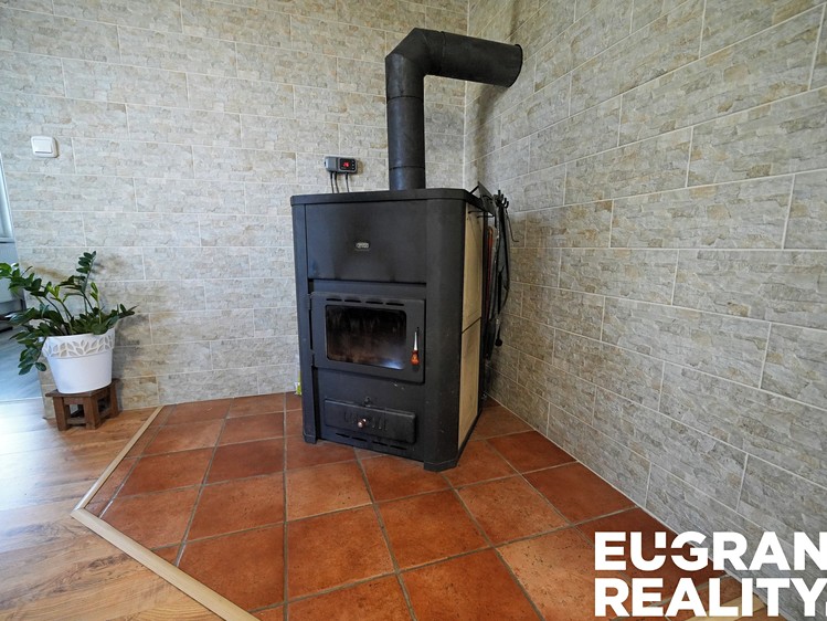Prodej rodinného domu 216 m², pozemek 632 m² - foto 7