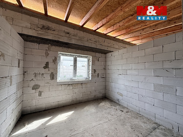 Prodej  rodinného domu 107 m², pozemek 843 m² - foto 6
