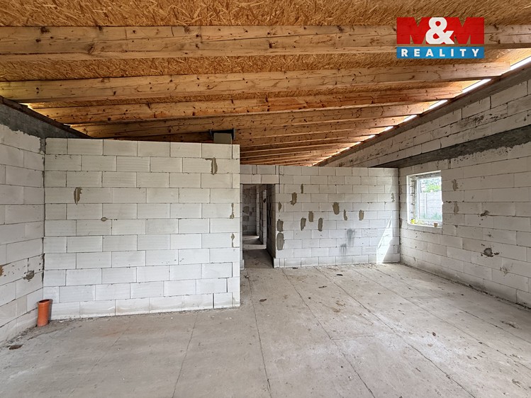 Prodej  rodinného domu 107 m², pozemek 843 m² - foto 5