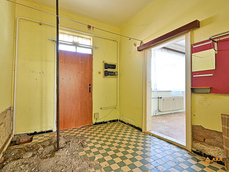 Prodej rodinného domu 180 m², pozemek 290 m² - foto 7