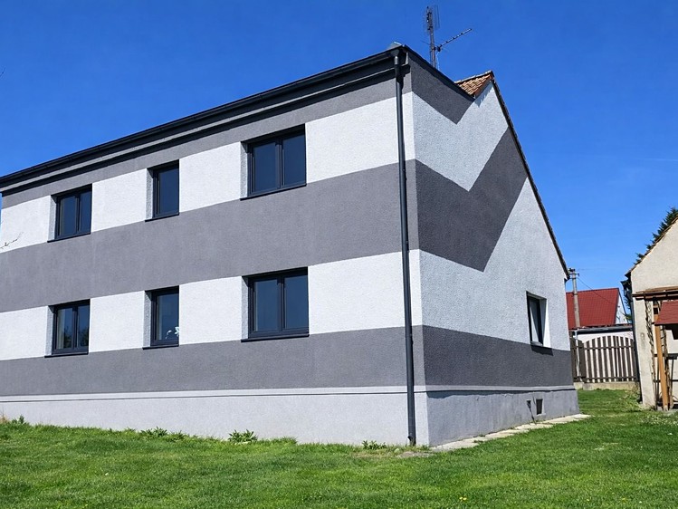 Prodej rodinného domu 330 m², pozemek 1 286 m² - foto 4
