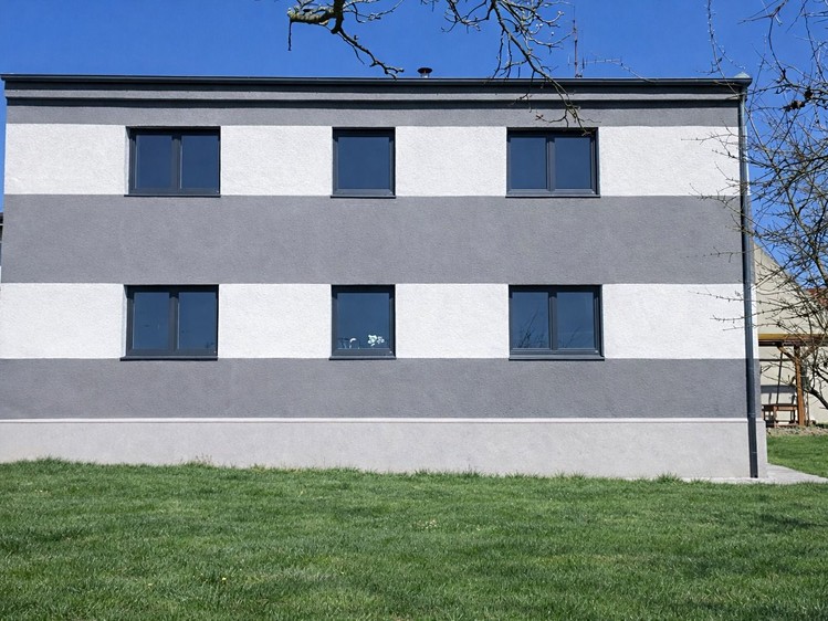 Prodej rodinného domu 330 m², pozemek 1 286 m² - foto 5