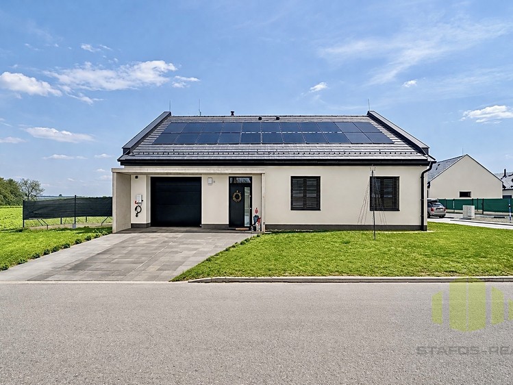 Prodej rodinného domu 128 m², pozemek 455 m² - foto 1