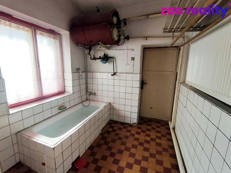 Prodej rodinného domu 120 m², pozemek 978 m² - foto 4