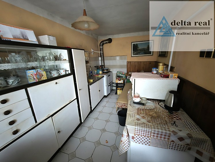 Prodej rodinného domu 60 m², pozemek 833 m² - foto 3