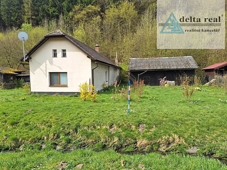 Prodej rodinného domu 60 m², pozemek 833 m² - foto 2
