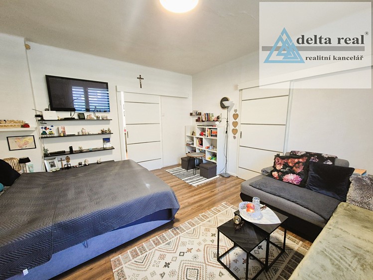 Prodej rodinného domu 95 m², pozemek 1 033 m² - foto 5