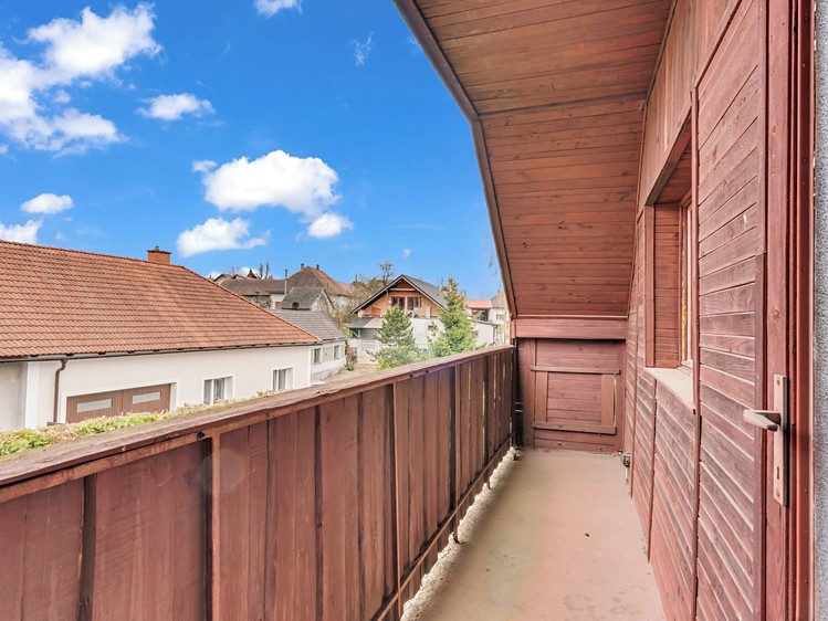 Prodej rodinného domu 169 m², pozemek 348 m² - foto 3