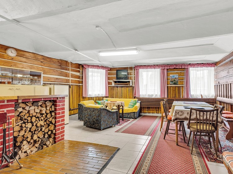 Prodej rodinného domu 169 m², pozemek 348 m² - foto 1