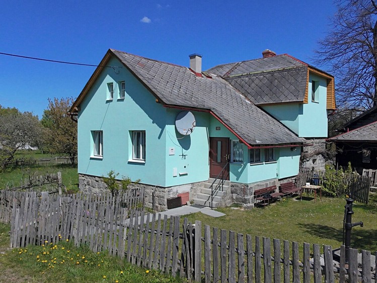 Prodej rodinného domu 150 m², pozemek 2 004 m² - foto 1