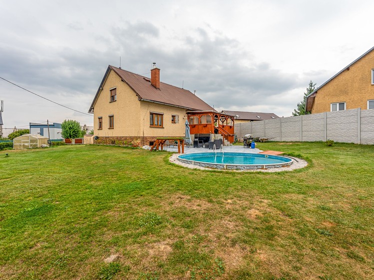 Prodej rodinného domu 230 m², pozemek 1 249 m² - foto 8