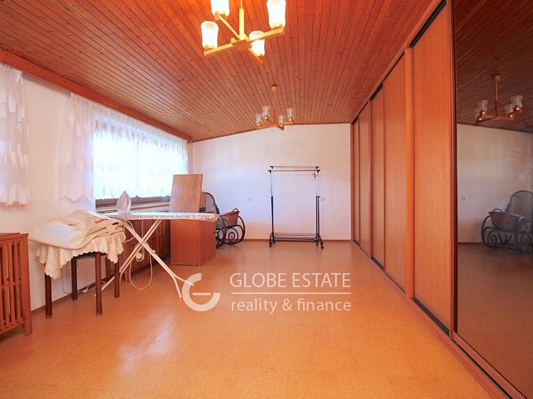 Prodej  rodinného domu 329 m², pozemek 810 m² - foto 8