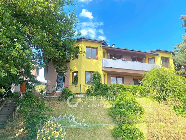 Prodej rodinného domu 220 m², pozemek 546 m² - foto 1
