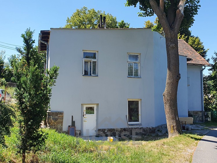 Prodej  vícegeneračního domu 285 m², pozemek 1 092 m² - foto 4