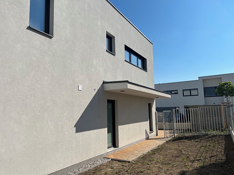 Prodej rodinného domu 173 m², pozemek 323 m² - foto 4