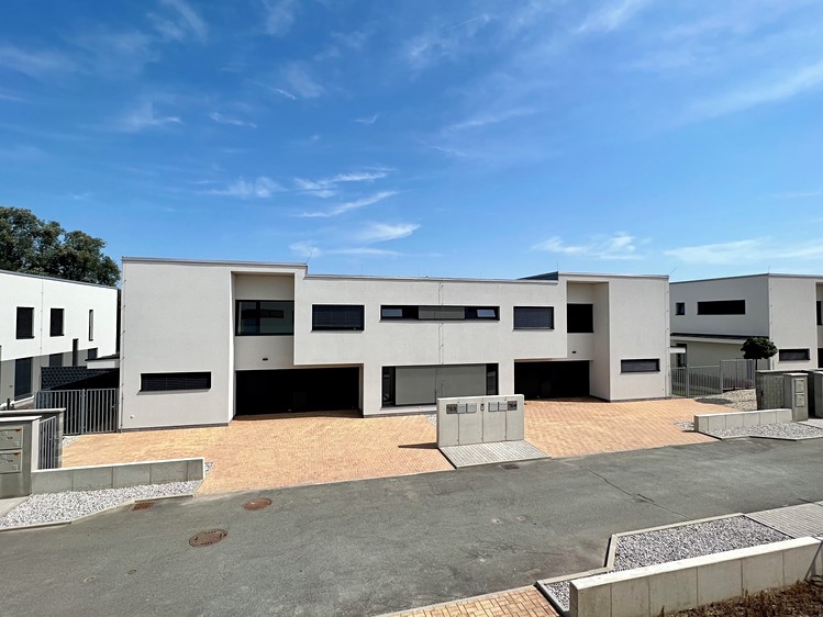 Prodej rodinného domu 173 m², pozemek 323 m² - foto 7