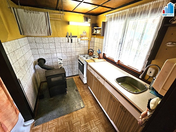 Prodej  chaty 38 m², pozemek 289 m² - foto 5