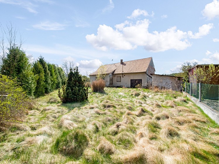 Prodej rodinného domu 100 m², pozemek 8 575 m² - foto 3