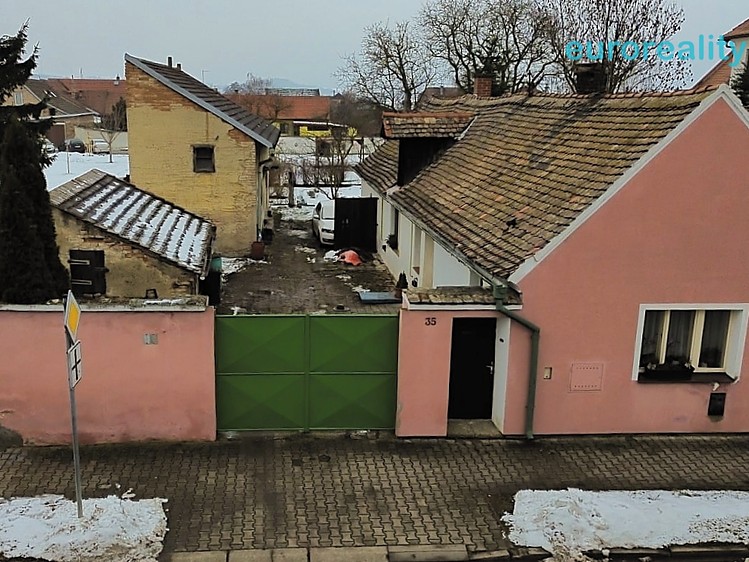 Prodej rodinného domu 114 m², pozemek 570 m² - foto 3