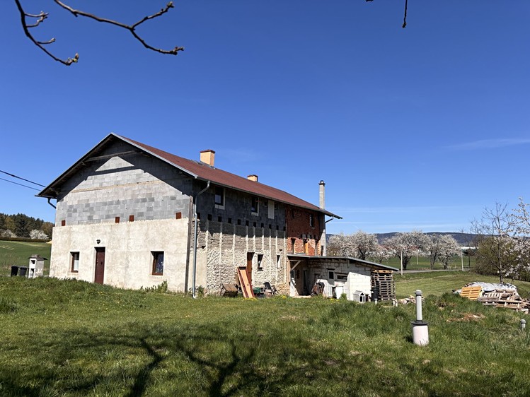 Prodej vícegeneračního domu 300 m², pozemek 1 019 m² - foto 3