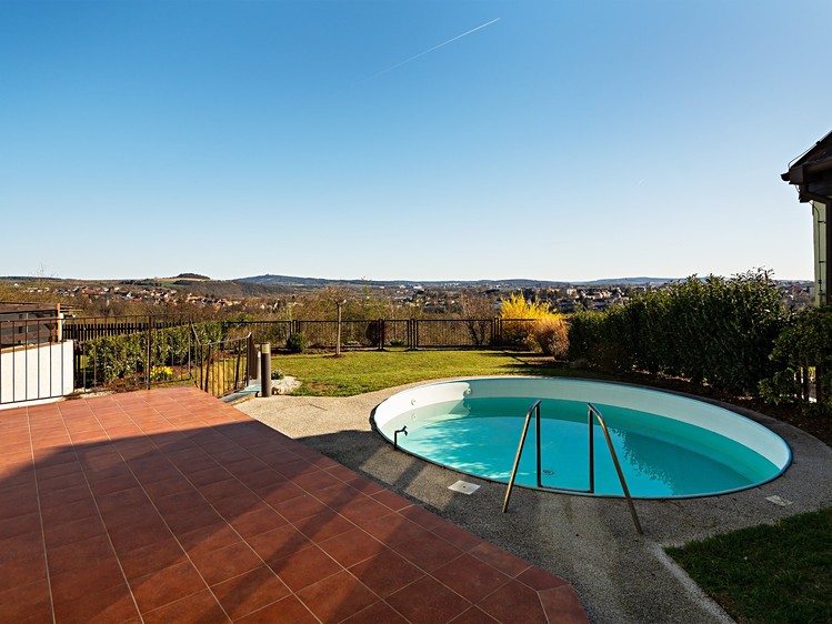 Prodej rodinného domu 306 m², pozemek 554 m² - foto 6