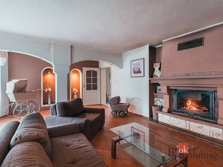Prodej  rodinného domu 168 m², pozemek 234 m² - foto 6