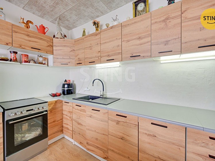 Prodej  rodinného domu 220 m², pozemek 499 m² - foto 4