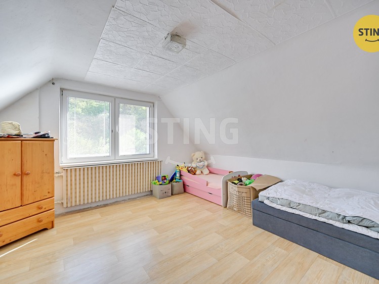 Prodej  rodinného domu 220 m², pozemek 499 m² - foto 8
