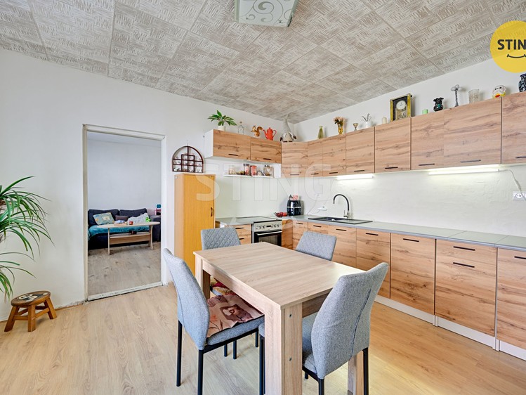 Prodej  rodinného domu 220 m², pozemek 499 m² - foto 7