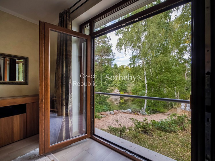Prodej rodinného domu 281 m², pozemek 7 874 m² - foto 7