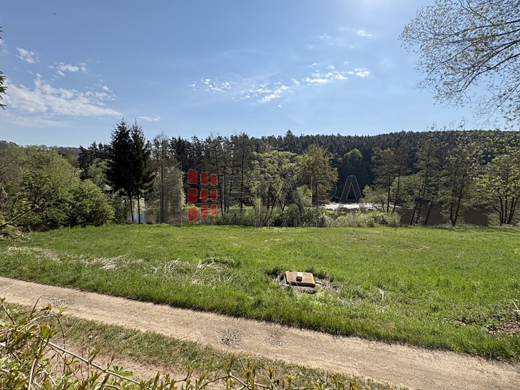 Prodej chaty 2 353 m², pozemek 2 353 m² - foto 3