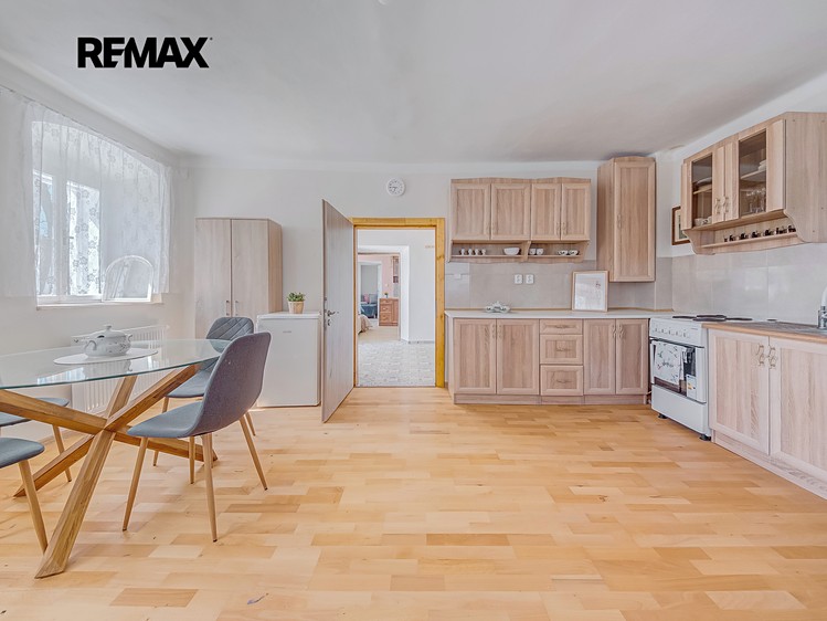 Prodej rodinného domu 94 m², pozemek 559 m² - foto 3