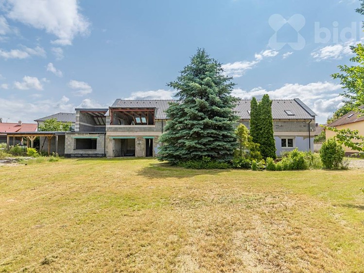Prodej rodinného domu 346 m², pozemek 2 504 m² - foto 2