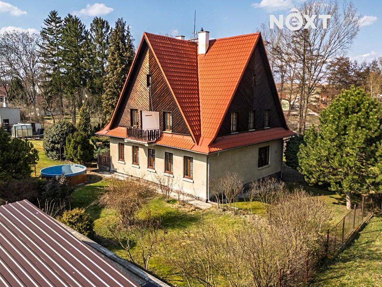 Prodej rodinného domu 261 m², pozemek 1 649 m² - foto 1
