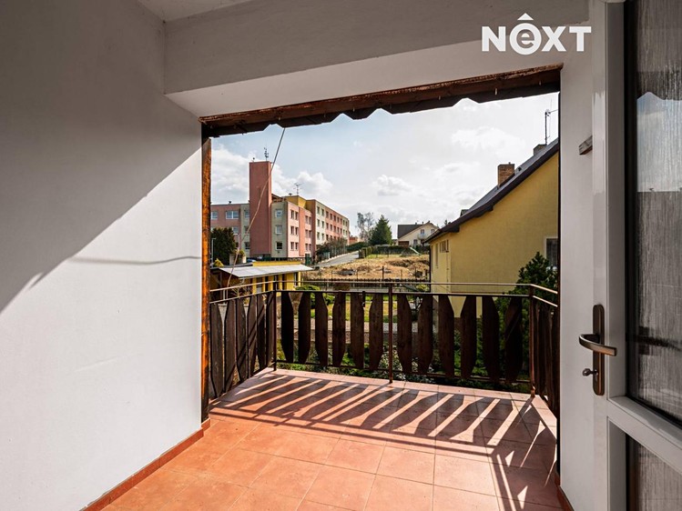 Prodej rodinného domu 261 m², pozemek 1 649 m² - foto 8