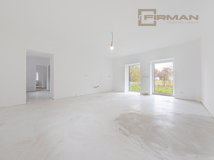 Prodej  rodinného domu 236 m², pozemek 636 m² - foto 4