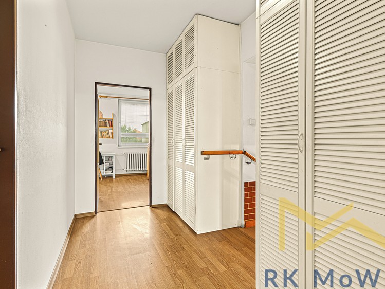 Prodej rodinného domu 260 m², pozemek 335 m² - foto 3