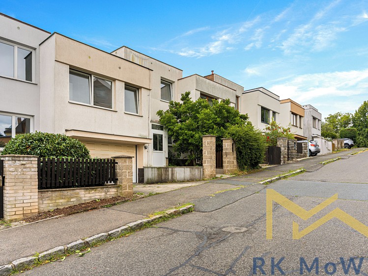 Prodej rodinného domu 260 m², pozemek 335 m² - foto 5