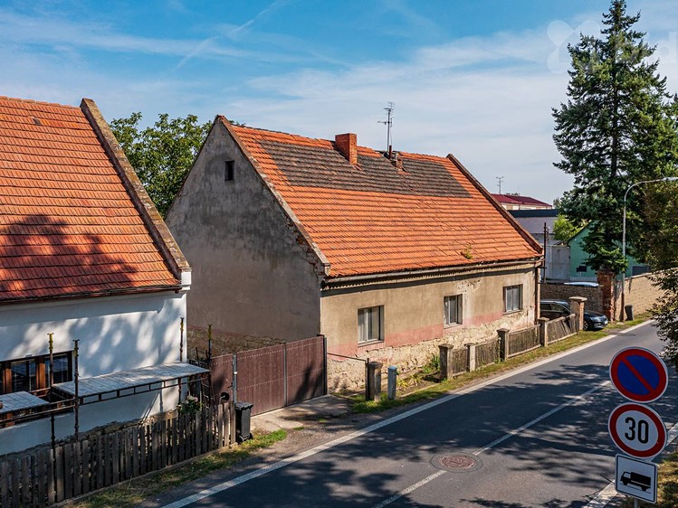 Prodej rodinného domu 130 m², pozemek 1 010 m² - foto 1