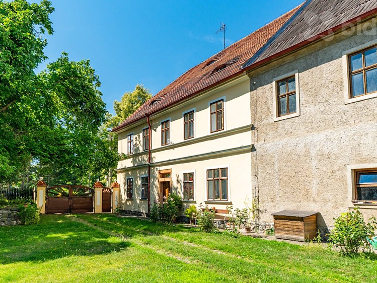 Prodej  rodinného domu 232 m², pozemek 3 852 m² - foto 3