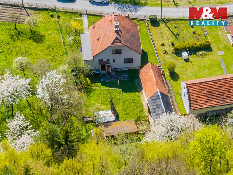 Prodej rodinného domu 114 m², pozemek 1 033 m² - foto 5