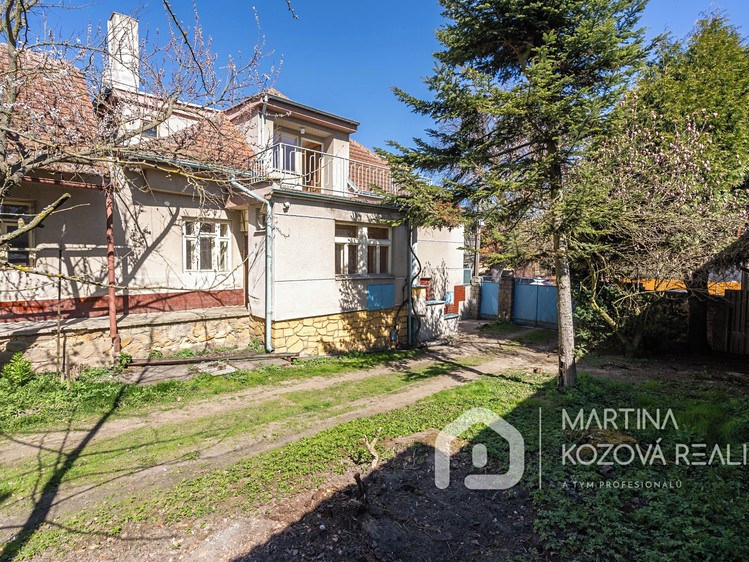 Prodej rodinného domu 200 m², pozemek 1 395 m² - foto 8