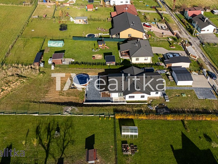Prodej rodinného domu 130 m², pozemek 1 649 m² - foto 3