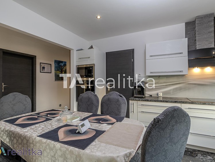 Prodej rodinného domu 130 m², pozemek 1 649 m² - foto 7