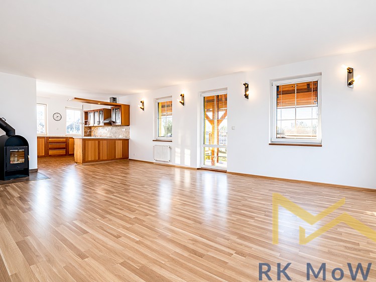 Prodej rodinného domu 182 m², pozemek 2 434 m² - foto 1
