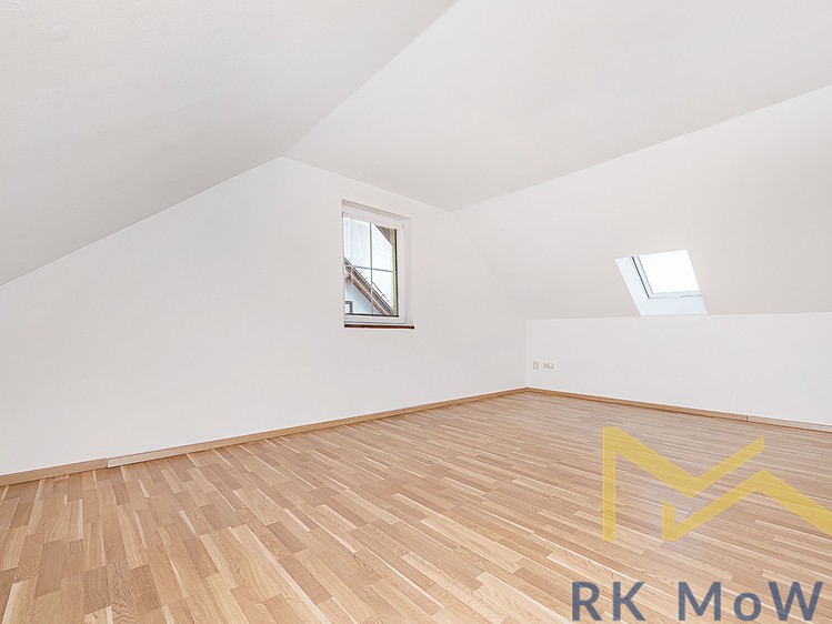 Prodej rodinného domu 182 m², pozemek 2 434 m² - foto 5